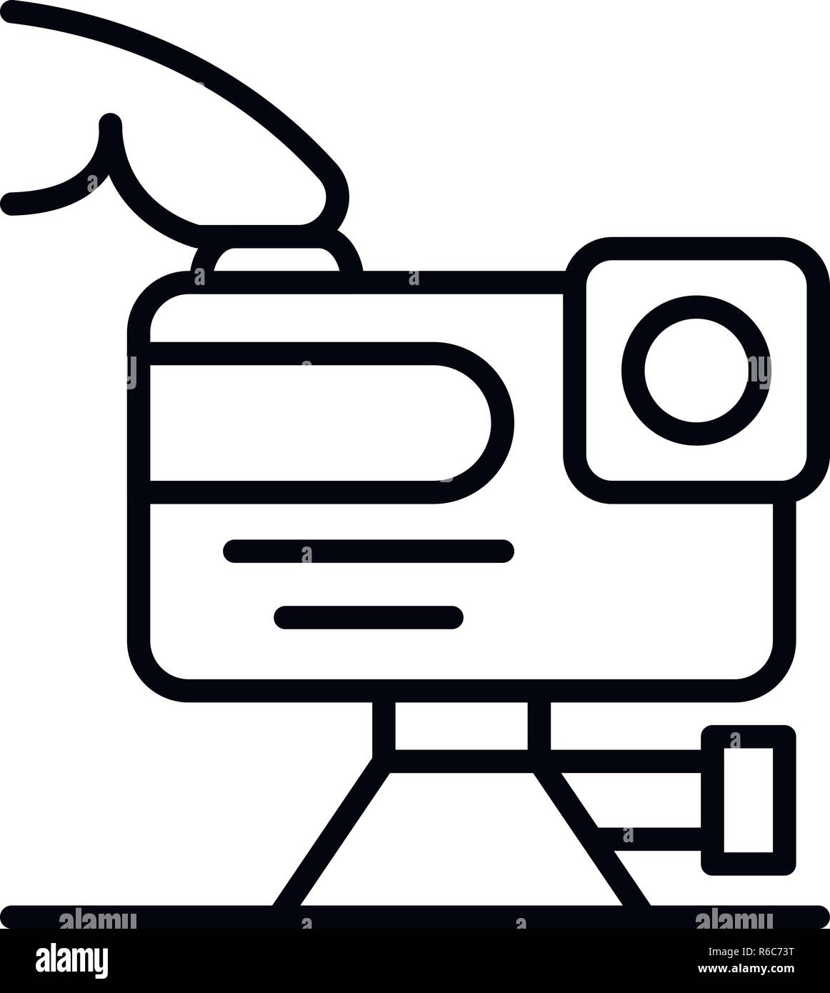 Play action camera icon, outline style Stock Vector