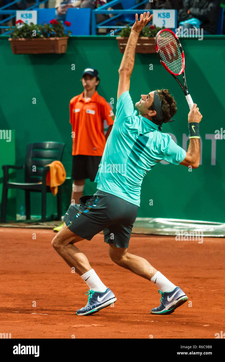 Roger Federer at Garanti Koza, Istanbul Open in Turkey 2015. Playing on  clay court tennis Stock Photo - Alamy