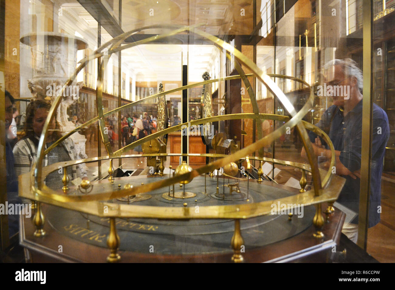 Orrery from 1750, similar design to George II's grand orrery. 'Age of Enlightenment' a permanent exhibition at The British Museum, London, England, UK Stock Photo