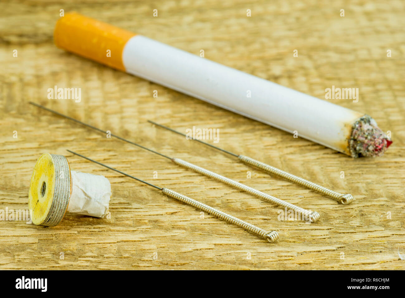 Acupuncture To Stop Smoking Stock Photo Alamy