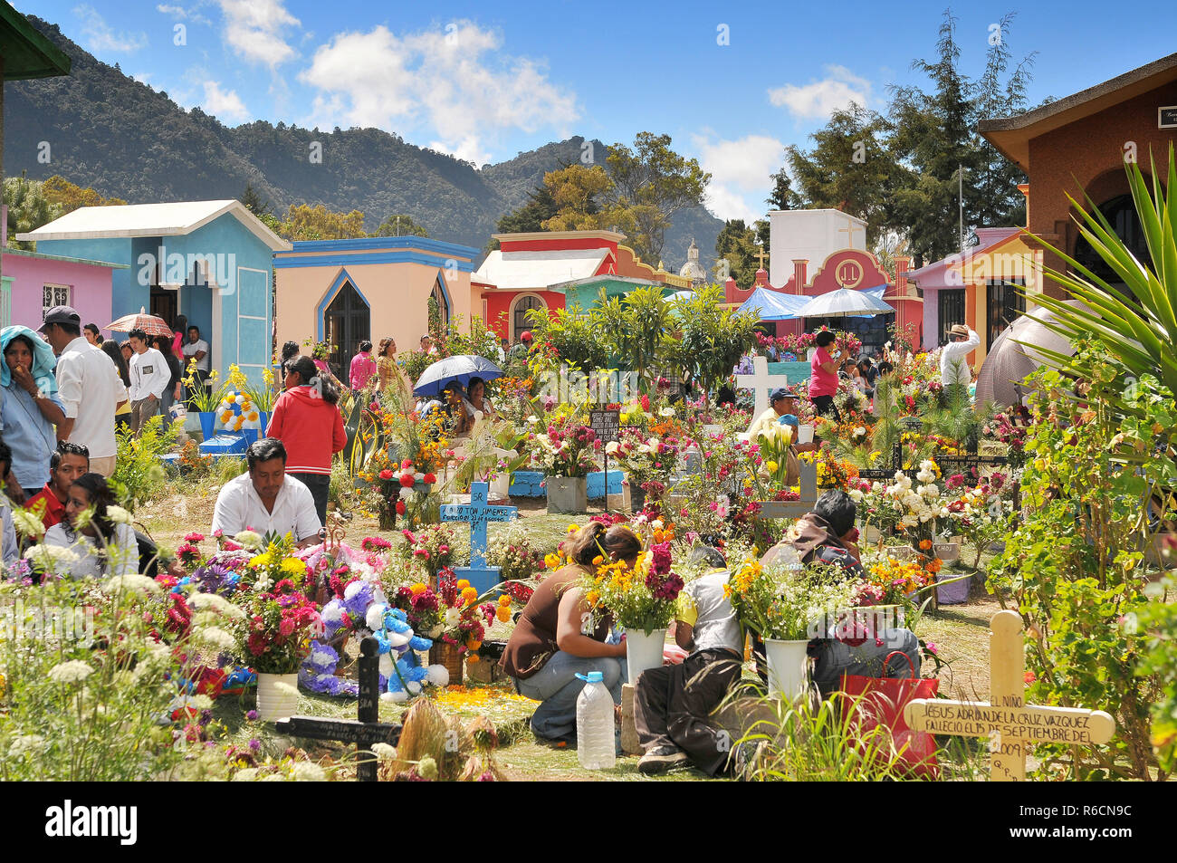 Day Of The Dead At The San Cristobal De Las Casas, Mexico Stock Photo -  Alamy