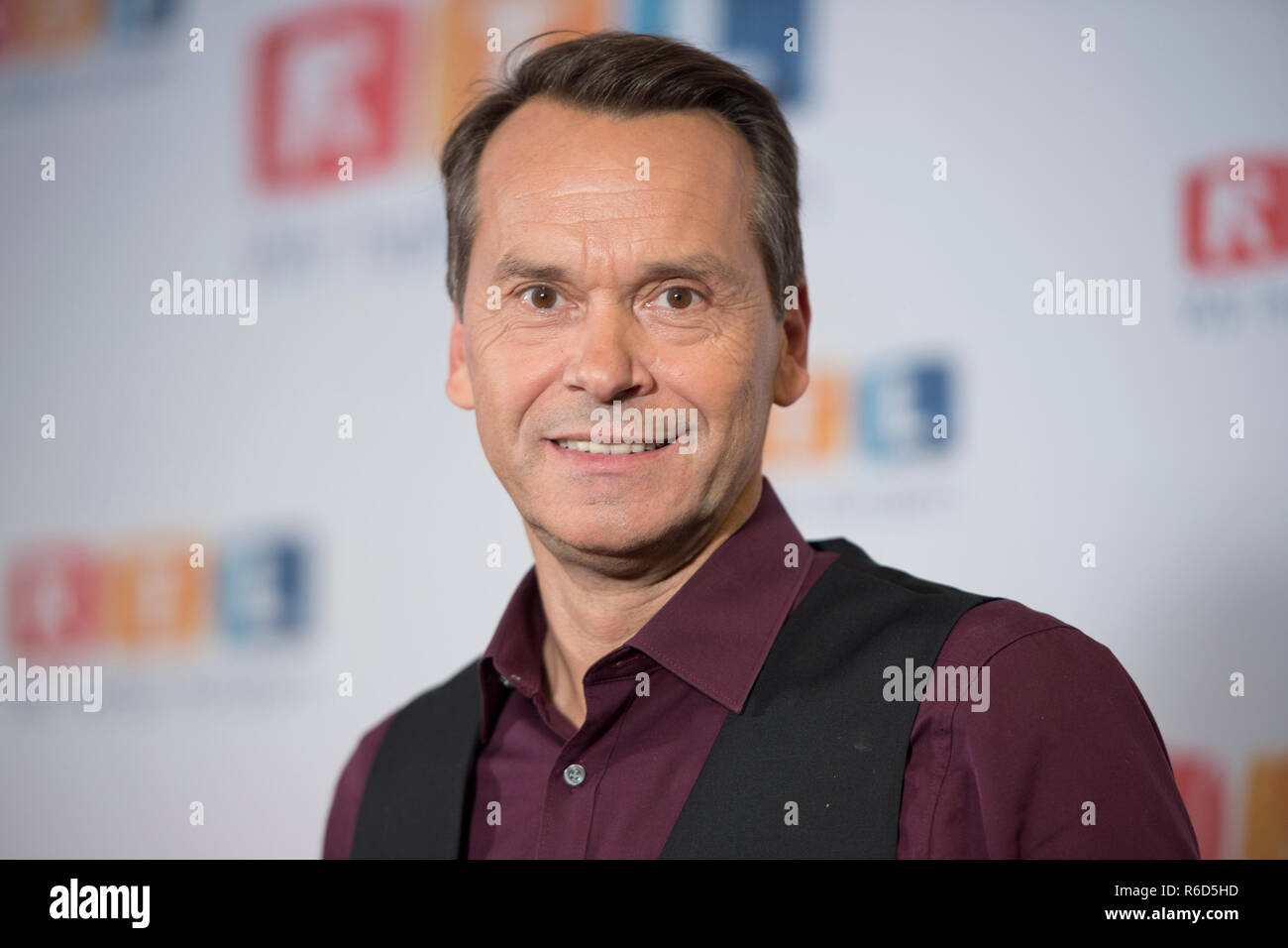 Huerth, Deutschland. 22nd Nov, 2018. Christian HAECKL, Hackl, Moderator, 23rd RTL Spendenmarathon 'Wir helfen Kindern', TV, 23.-24.11.2017. å | usage worldwide Credit: dpa/Alamy Live News Stock Photo