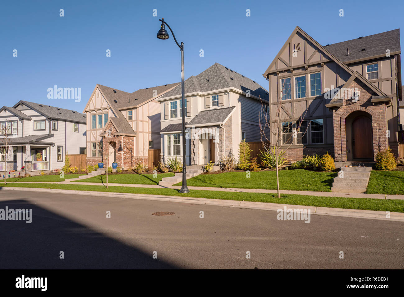 Row of houses in a neighborhood Wilsonville Oregon Stock Photo Alamy