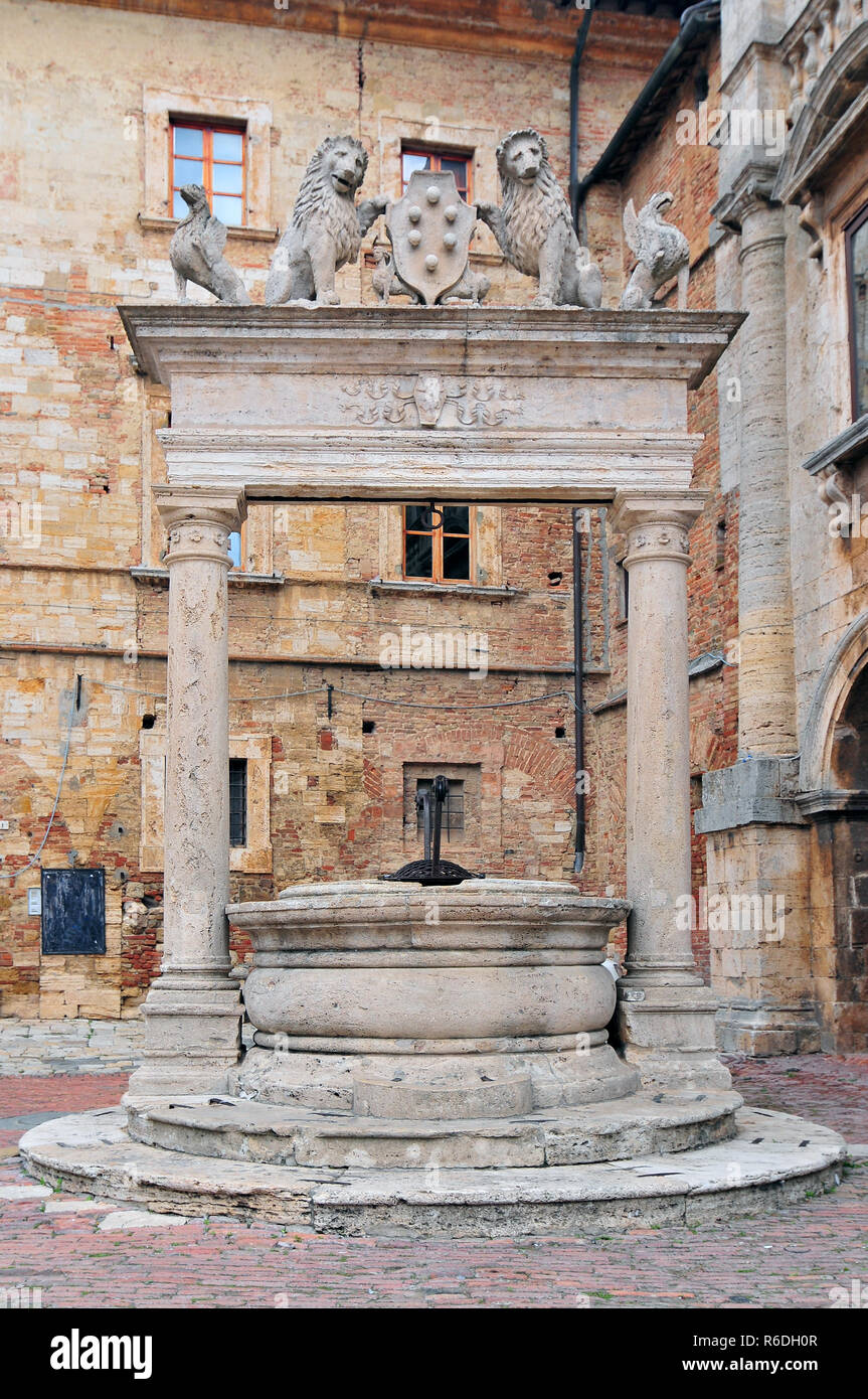 An Old Ornate Marble Well In Montepulciano, Tuscany, Italy, Europe Stock Photo