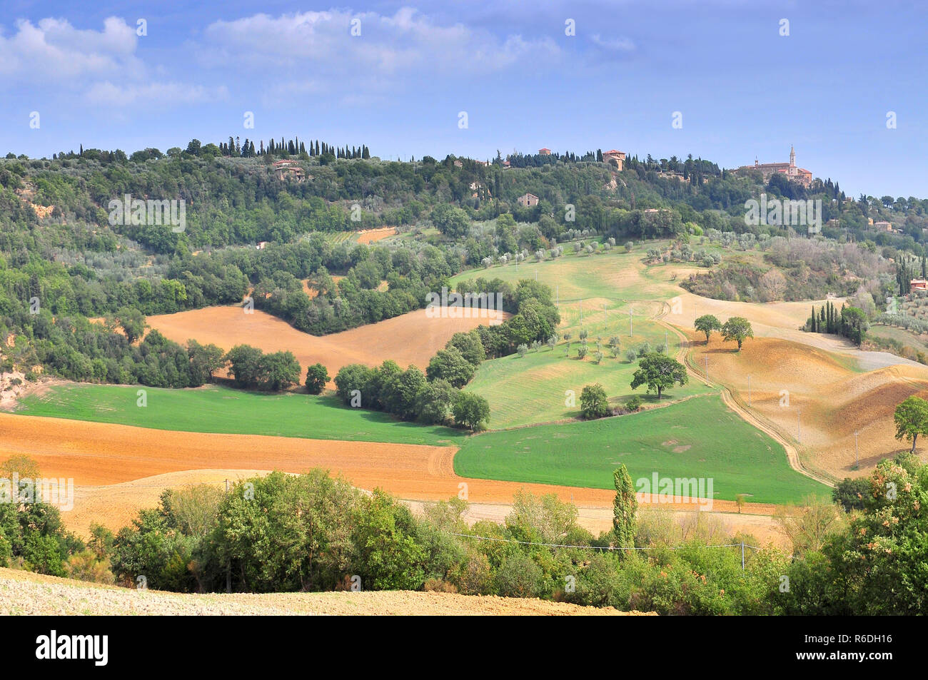 Tuscan Landscape With View Of Pienza Val D Orcia Tuscany Italy Stock tuscan-landscape-with-view-of-pienza-val-d-orcia-tuscany-italy-stock