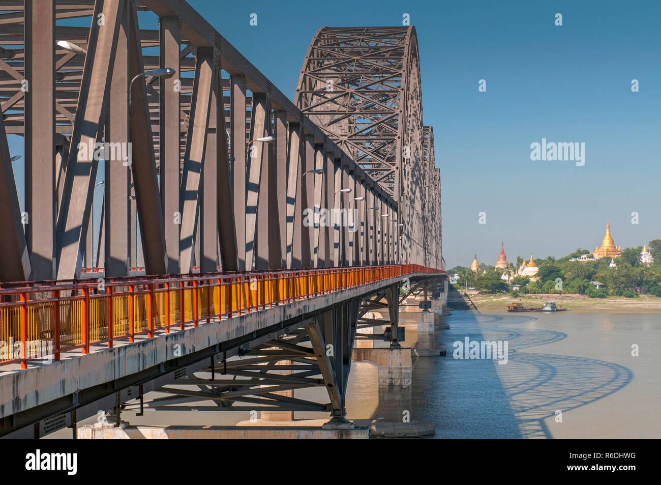 Irrawaddy (Or Yadanabon) Bridge Over The Irrawaddy River, Sagaing, Near Mandalay, Myanmar (Burma) Stock Photo
