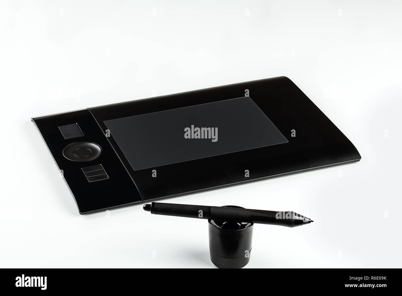 graphic tablet with screen and pen