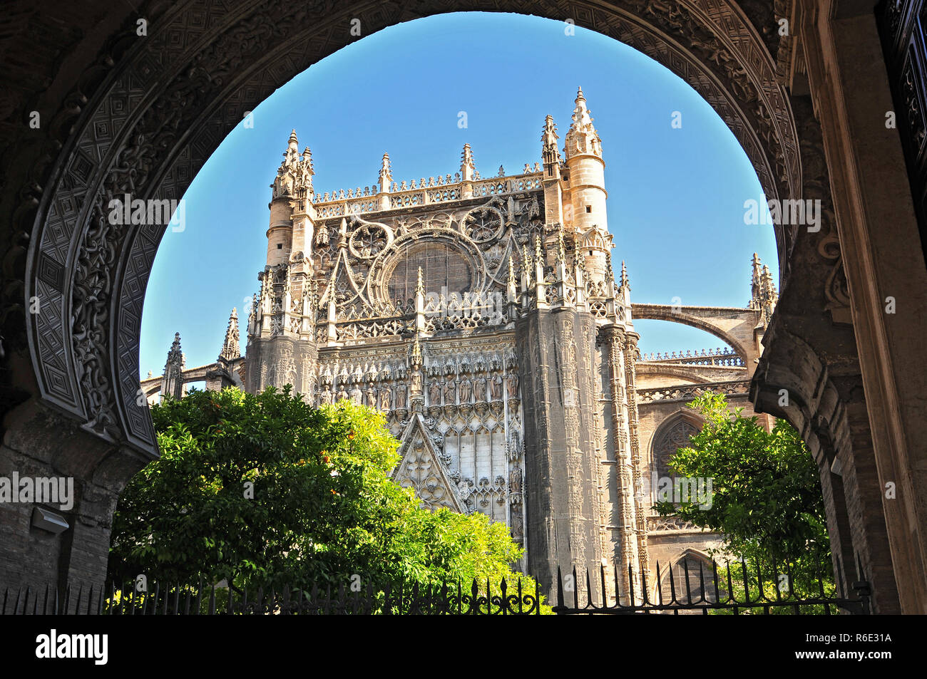 Puerta del perdon moorish hi res stock photography and images Alamy