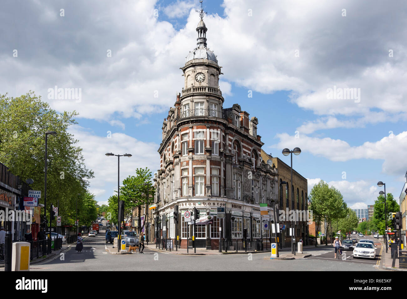 Boston Arms Pub, Junction Road, Tufnell Park, London Borough of Camden, Greater London, England, United Kingdom Stock Photo