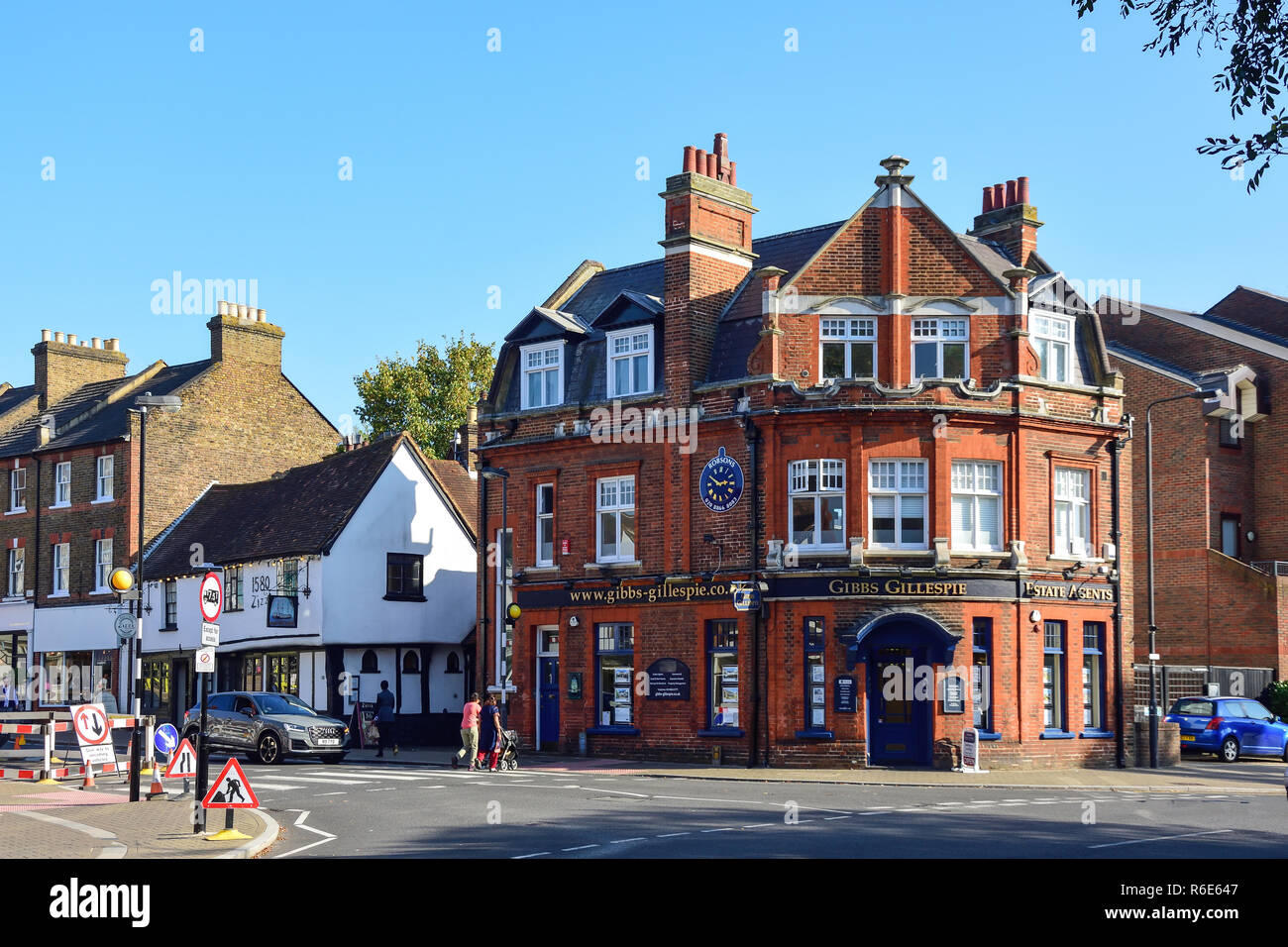Pinner Harrow Stock Photos & Pinner Harrow Stock Images Alamy