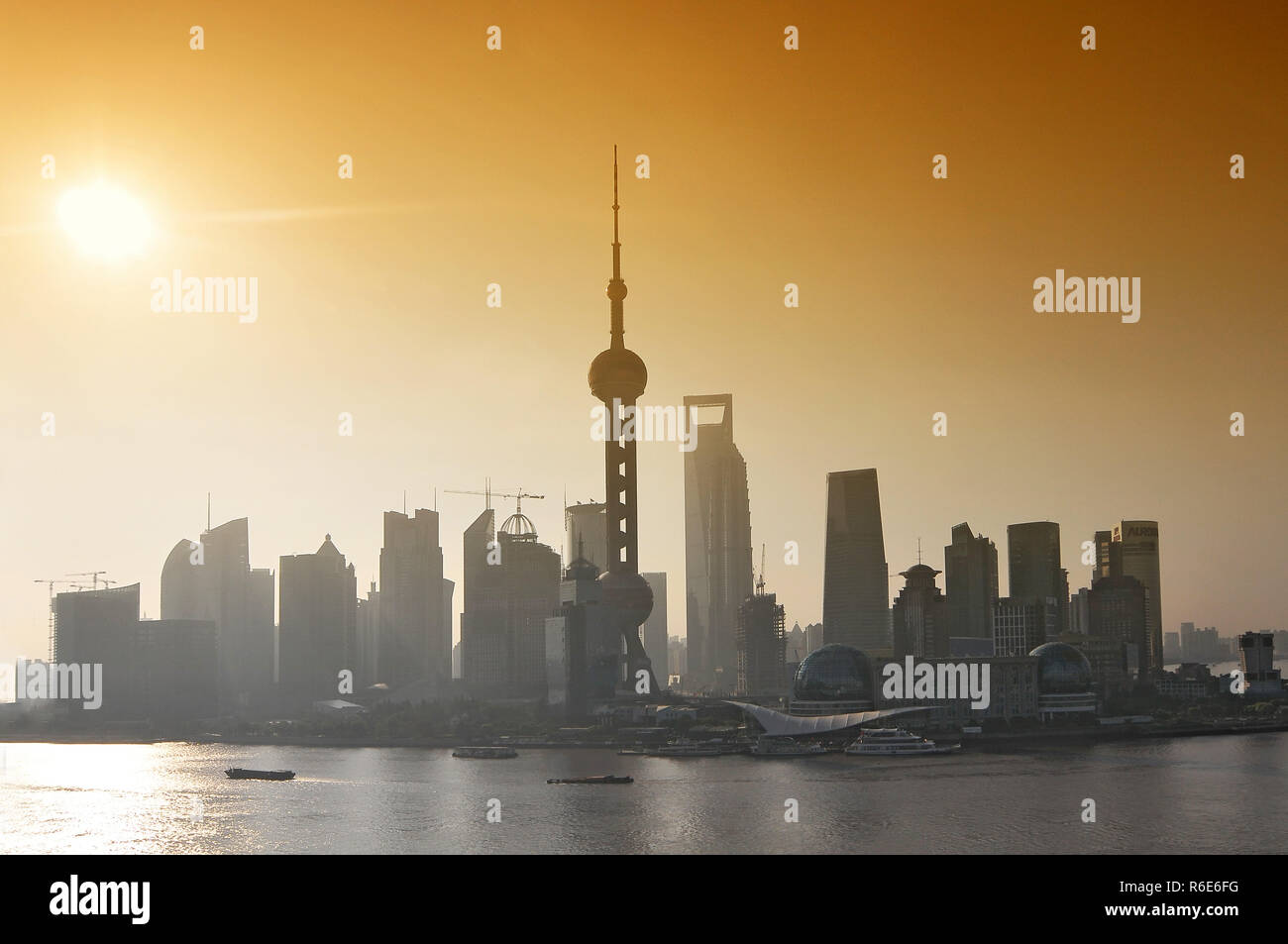 Shanghai skyline at sunrise hi-res stock photography and images - Alamy