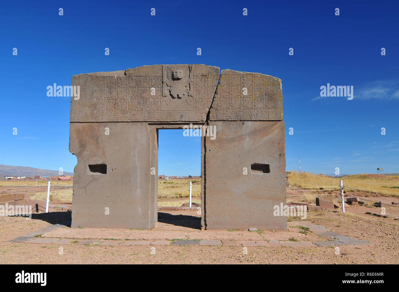 Gate Of The Sun Kalasasaya Temple Tiwuanaku Archaeological Site Bolivia Stock Photo