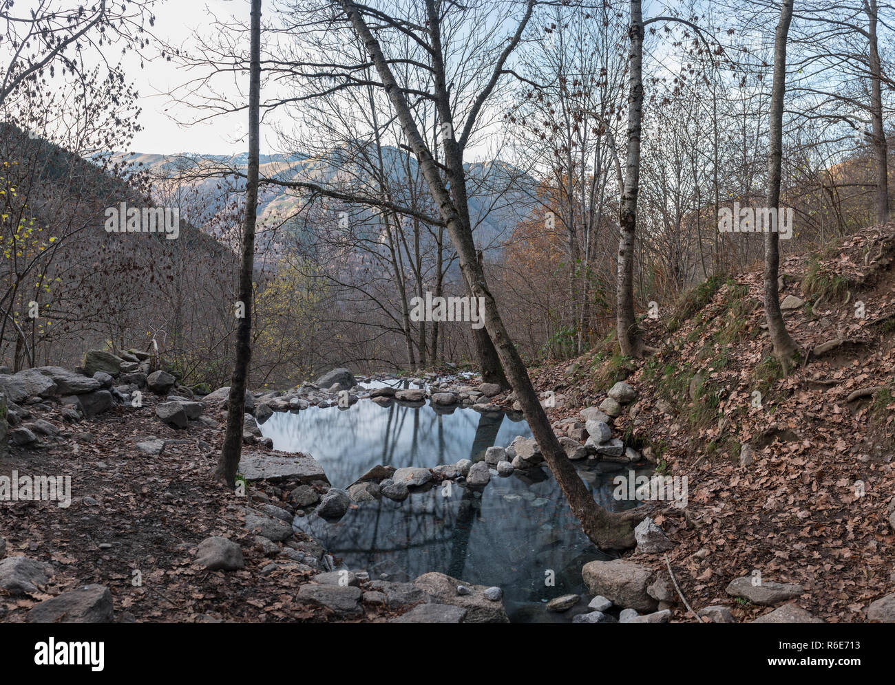 Les sources sulfureuses of Merenslesvals, Ariège, Occitanie, France