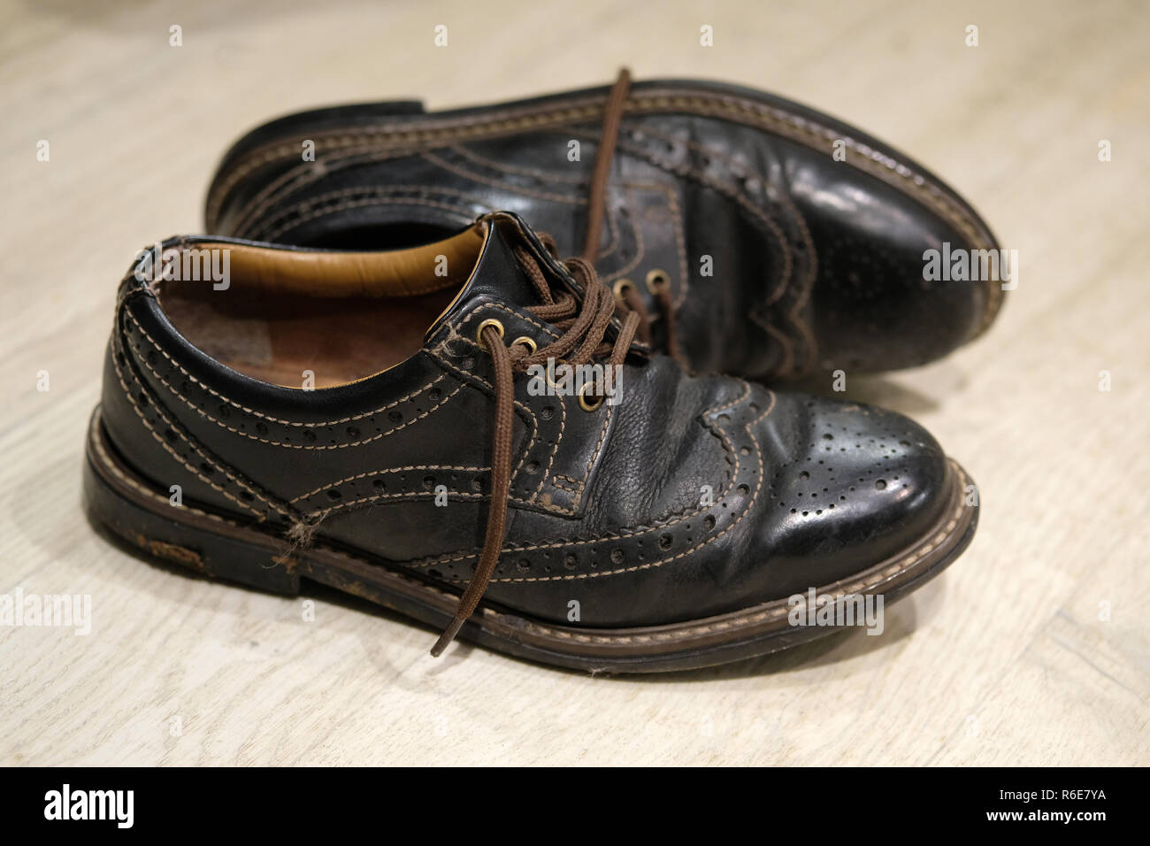 Ucb on sale brogue shoes