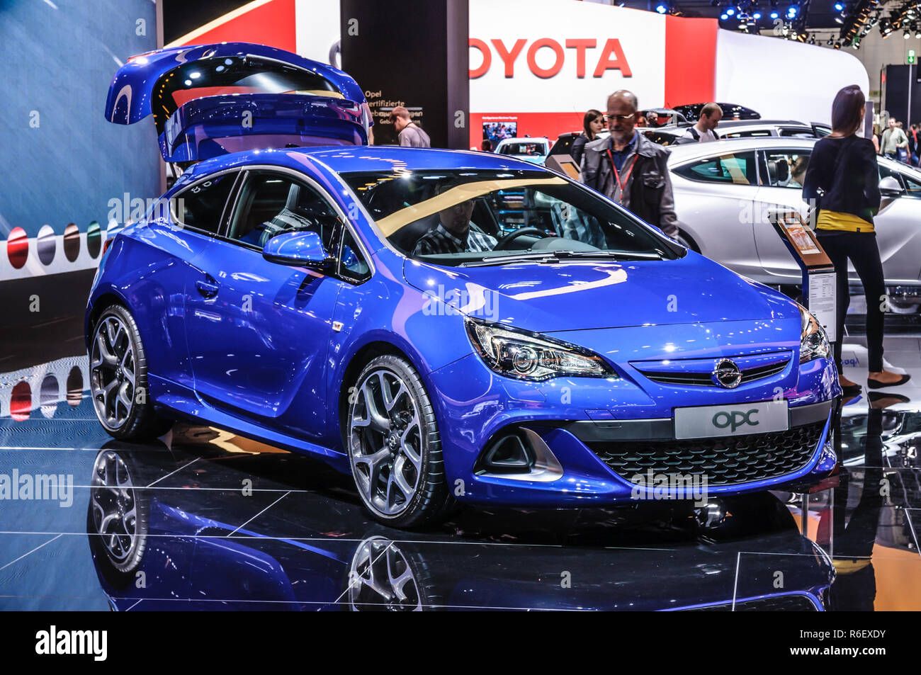 Opel Opc High Resolution Stock Photography And Images Alamy