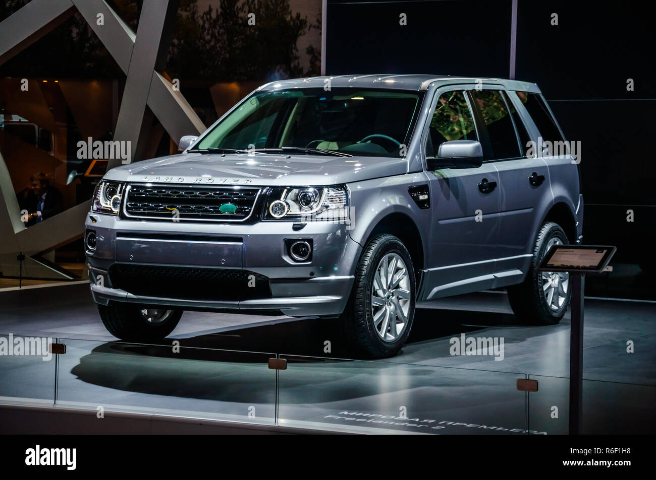MOSCOW, RUSSIA - AUG 2012: LAND ROVER FREELANDER II presented as world premiere at the 16th MIAS (Moscow International Automobile Salon) on August 30, Stock Photo