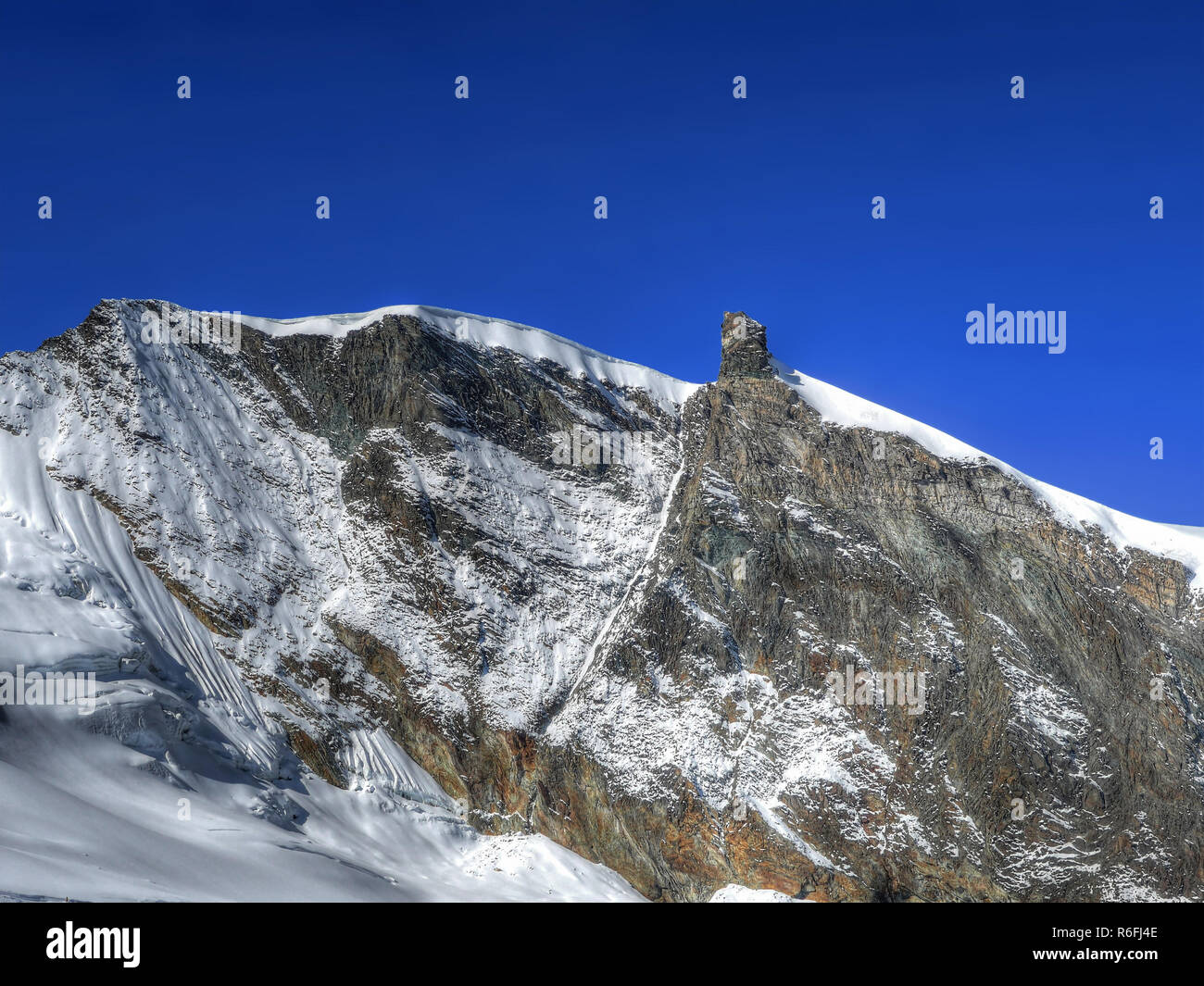 Swiss alps cliff hi-res stock photography and images - Alamy