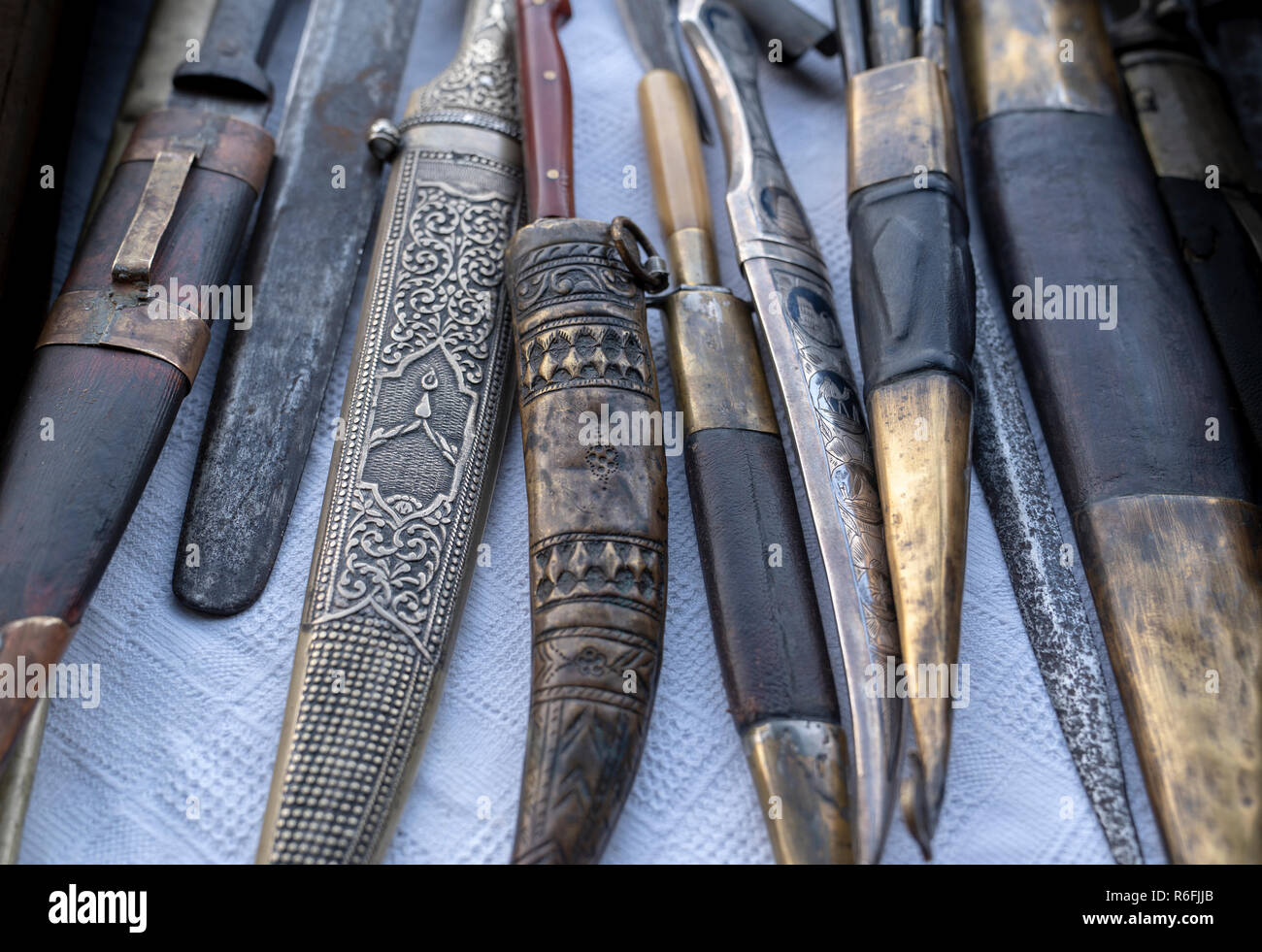 Workshop of Ahmed Tekelü, Short Sword (Yatagan) from the Court of Süleyman  the Magnificent (reigned 1520–66), Turkish, Istanbul