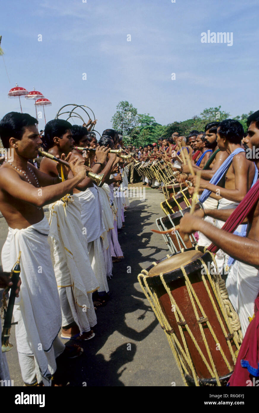 Trichurpooram pooram, Elephant March Festival, the jendai (drums) musicians, trichur, Kerala, india Stock Photo