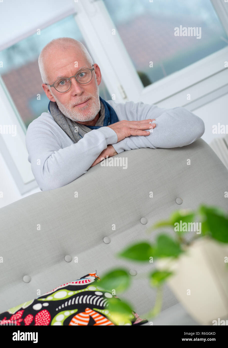 Older man wearing glasses look hi-res stock photography and images - Alamy