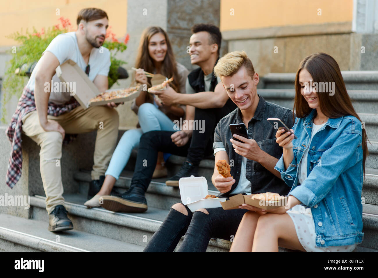 Lunch break at the college Stock Photo Alamy