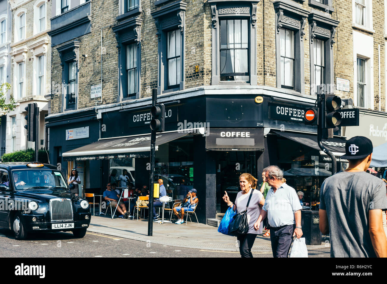 Notting Hill Cafe High Resolution Stock Photography and Images Alamy