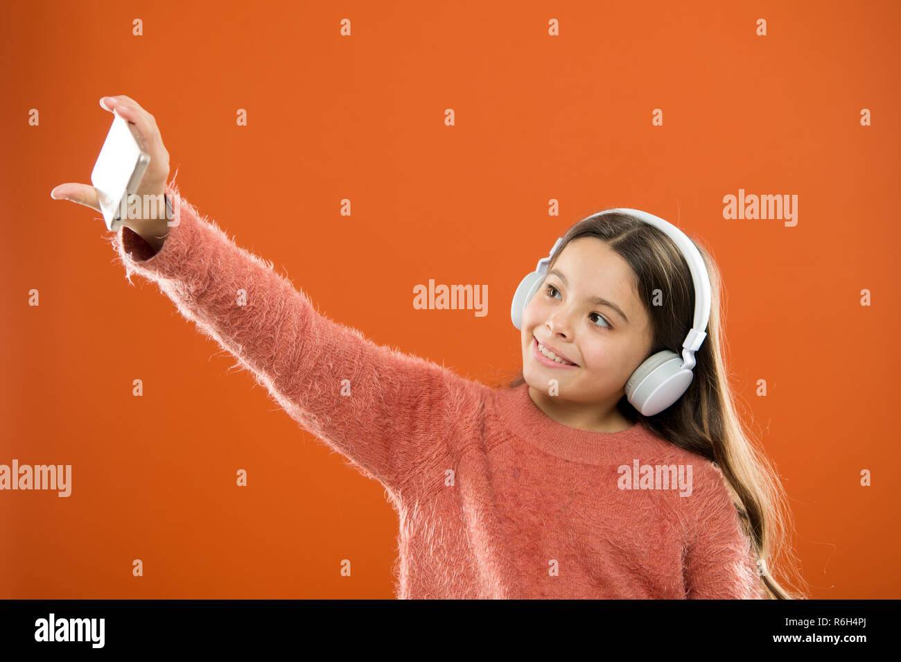 Teens Taking Selfie High Resolution Stock Photography And Images Alamy