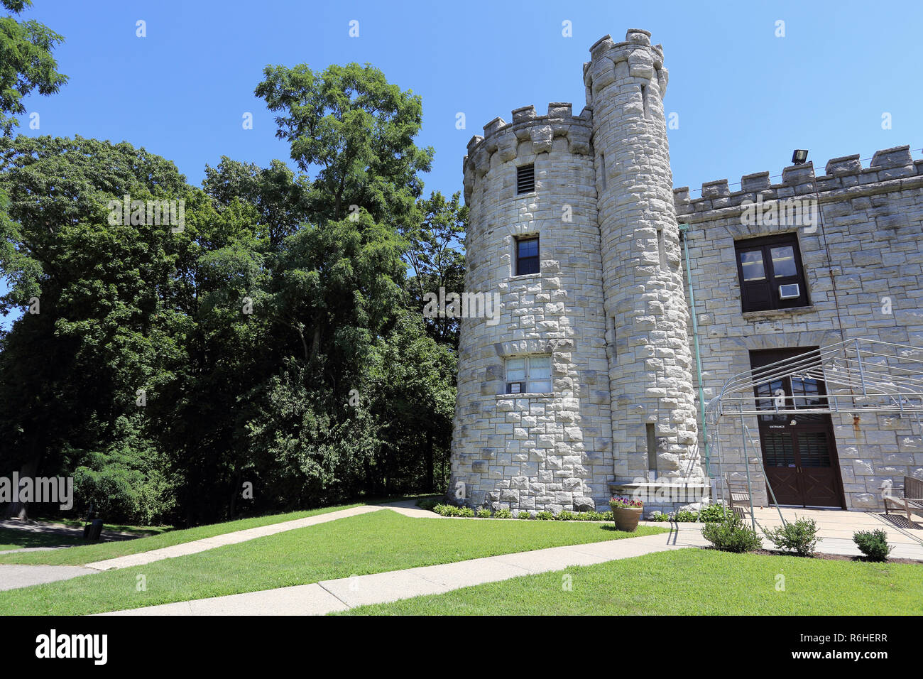Gould castle hires stock photography and images Alamy