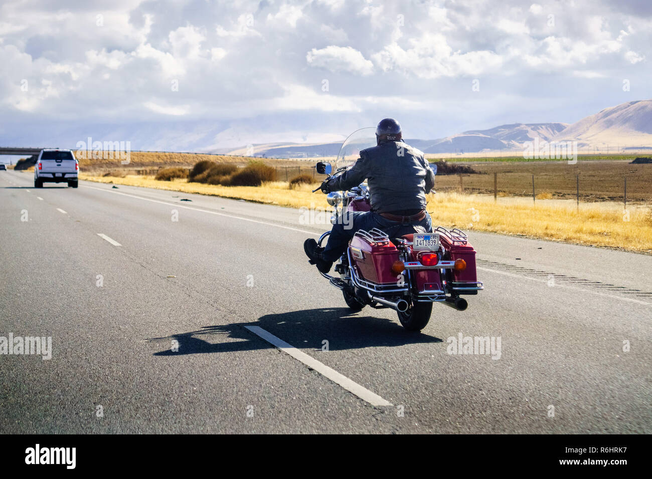 Harley Davidson Los Angeles >> December 2 2018 Los Angeles Ca Usa Biker Riding A Harley Davidson Los Angeles >> December 2 2018 Los Angeles Ca Usa Biker Riding A