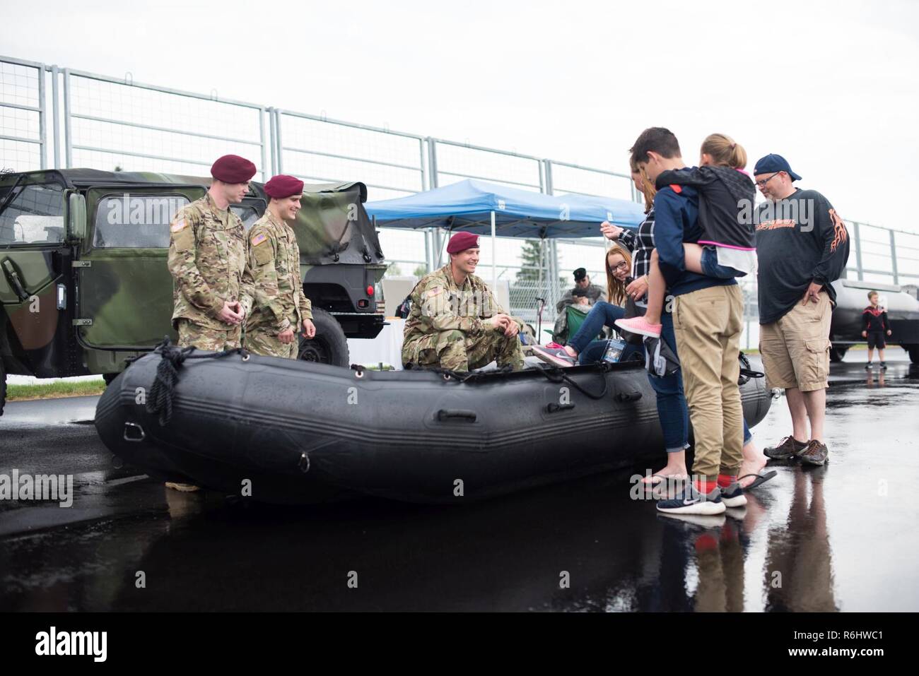 Soldiers with Company D (Long Range Surveillance), 1151 Infantry