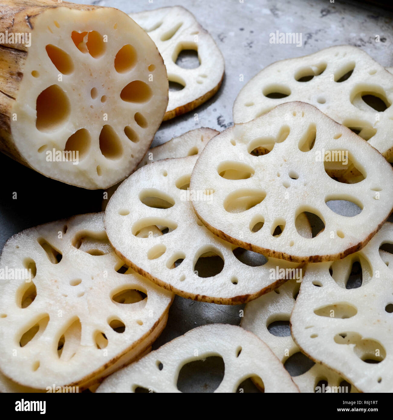 Asian root vegetable hires stock photography and images Alamy