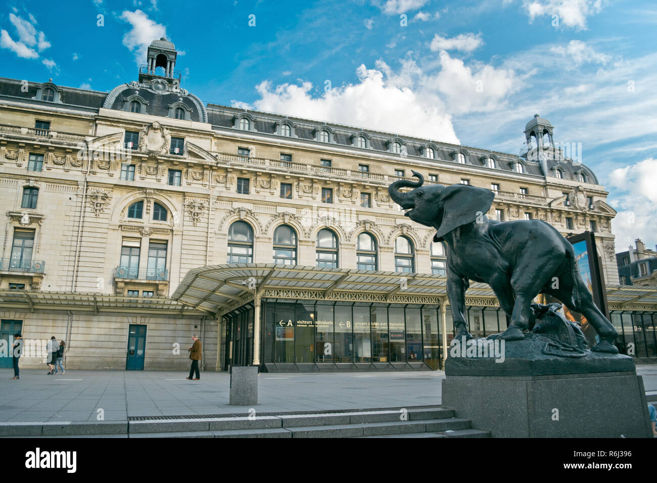 Paris statue of elephant outside museum D'Orsay Stock Photo Alamy