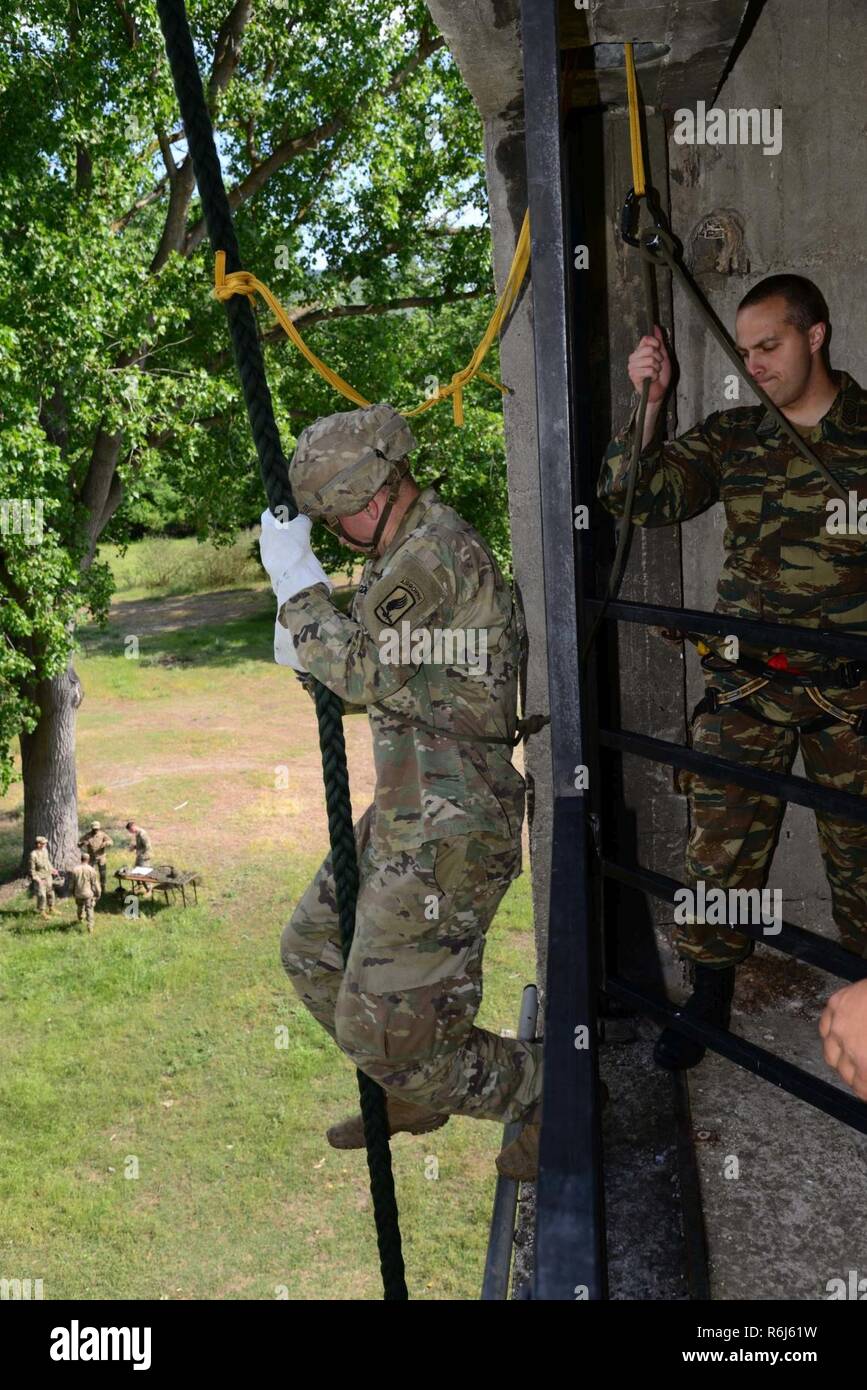 U.S. paratroopers assigned to 1st Battalion, 503rd Infantry Regiment ...