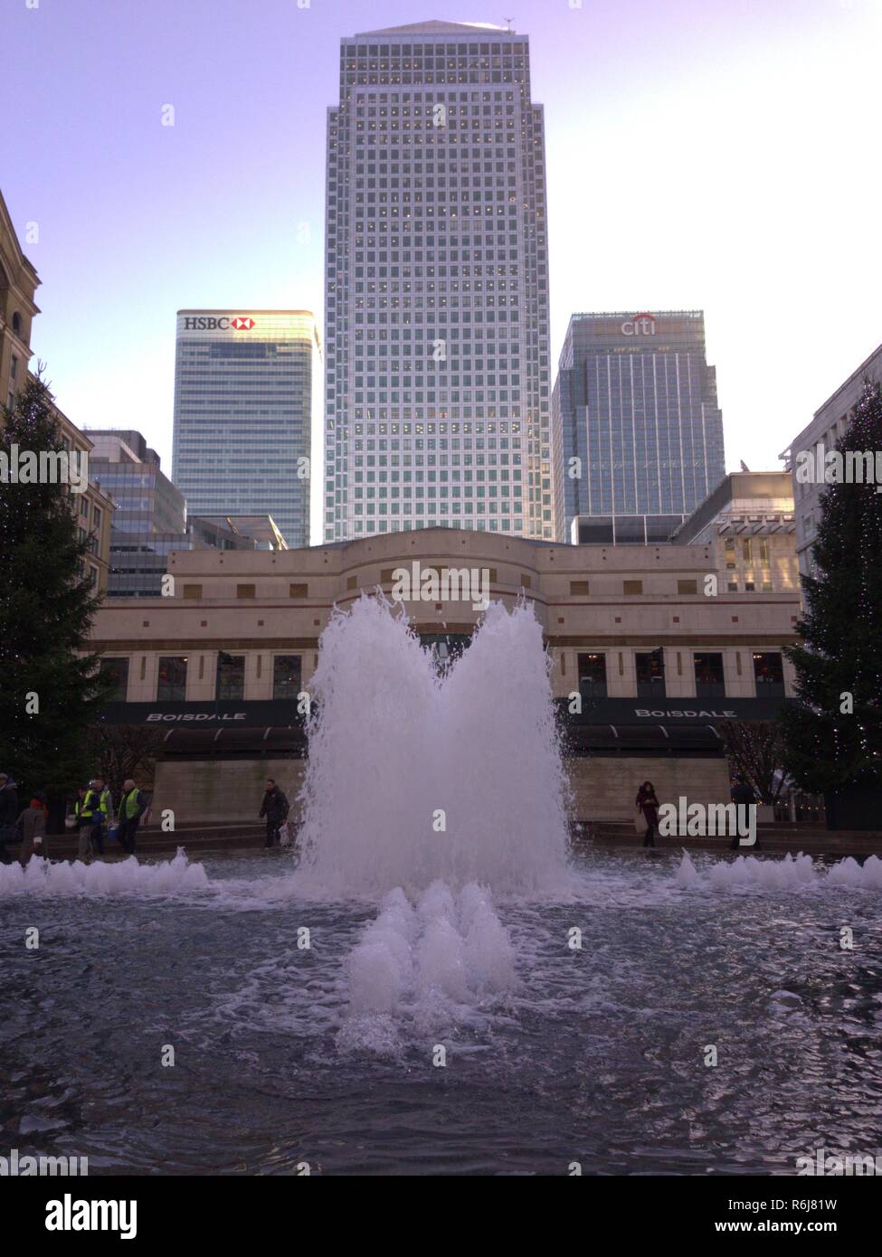 One Canada Square, HSBC and Citi Bank tower blocks in Canary Wharf ...