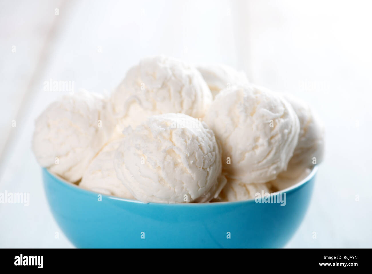 Vanilla ice cream bowl Stock Photo - Alamy