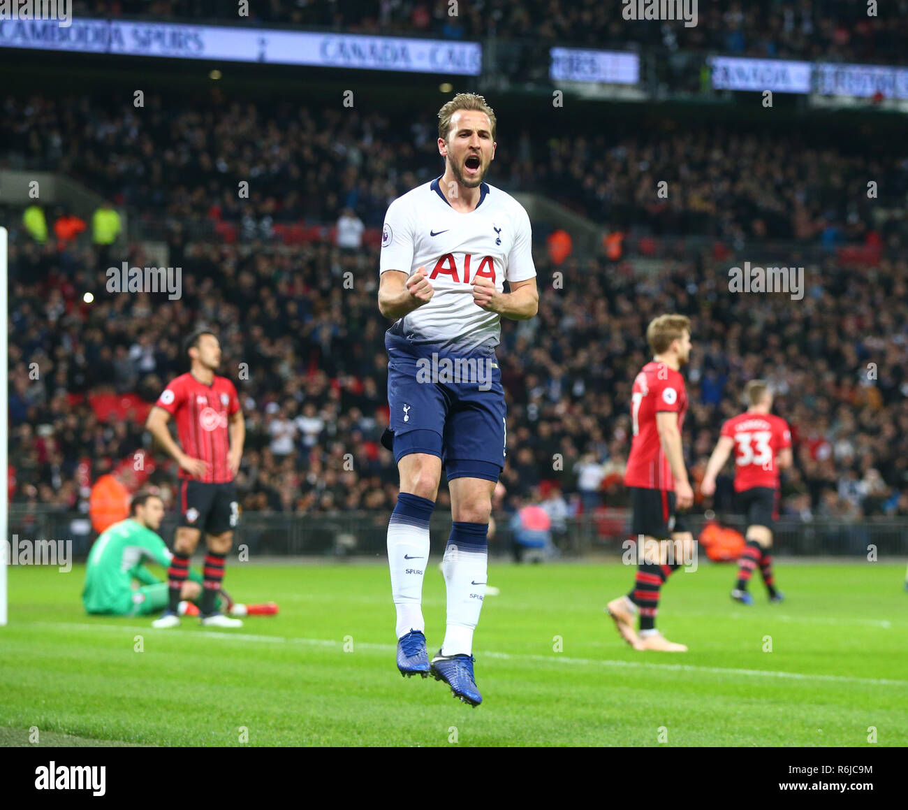 Tottenham Hotspur s Harry Kane Goal Hi res Stock Photography And Images tottenham-hotspur-s-harry-kane-goal-hi-res-stock-photography-and-images