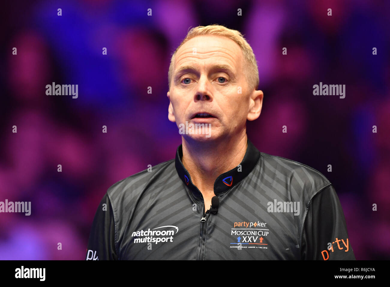 Nigel Rees Countdown Mosconi billiards hi-res stock photography and images - Alamy