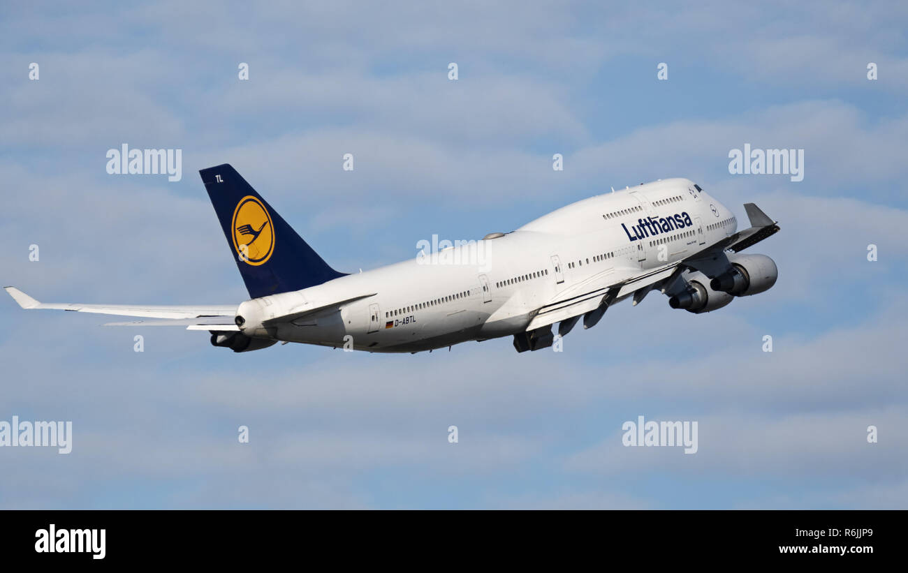 Richmond, British Columbia, Canada. 31st Aug, 2018. A Lufthansa