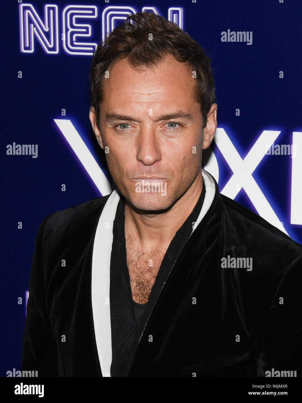 Hollywood, California, USA. 5th Dec, 2018. JUDE LAW attends the