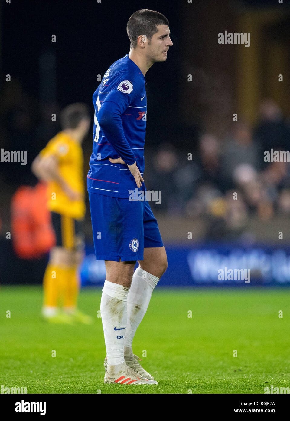 Wolverhampton, UK. 5th Dec, 2018. Alvaro MORATA of Chelsea wears the Adidas boots of teammate Cesar Azpilicueta of Chelsea displaying CARLOTA during the Premier League match between Wanderers and