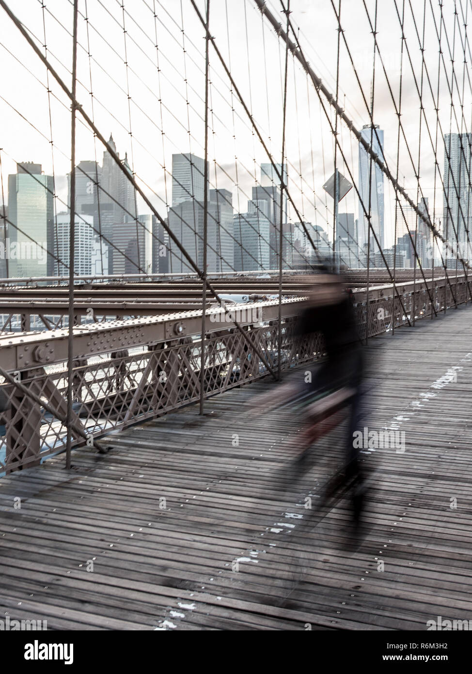 Brooklyn bridge at sunset, New York City Stock Photo - Alamy