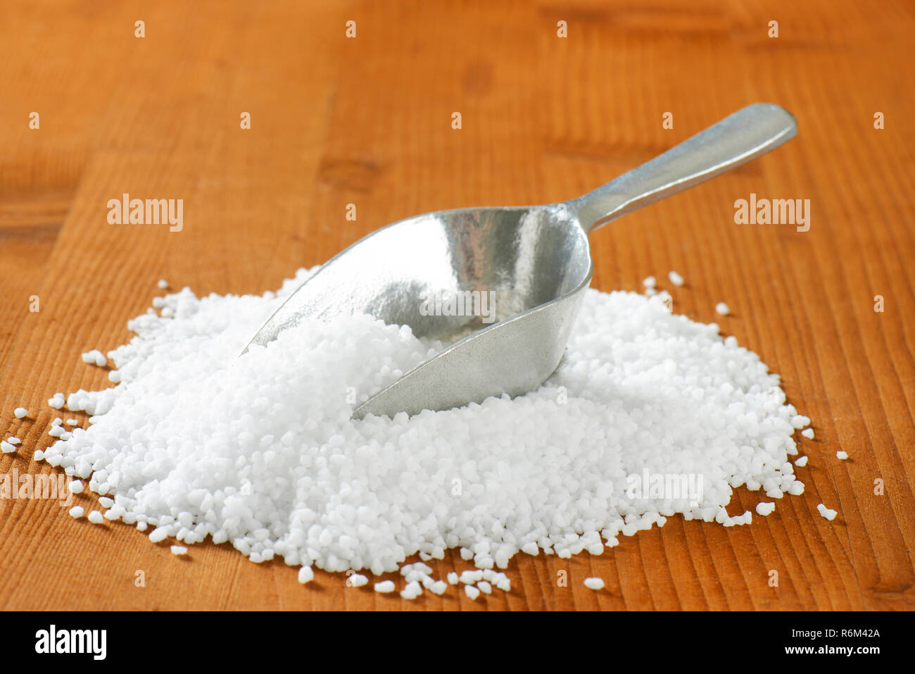 coarse grained salt Stock Photo Alamy
