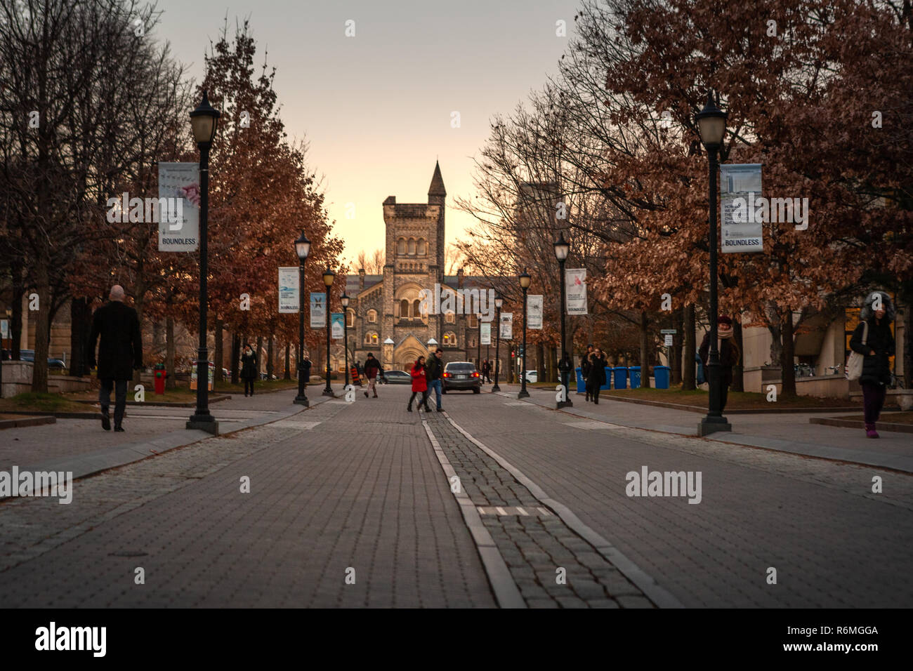 Toronto, Canada – December 4th 2018. The University of Toronto is a public research university in Toronto,  located on the grounds that surround Queen Stock Photo