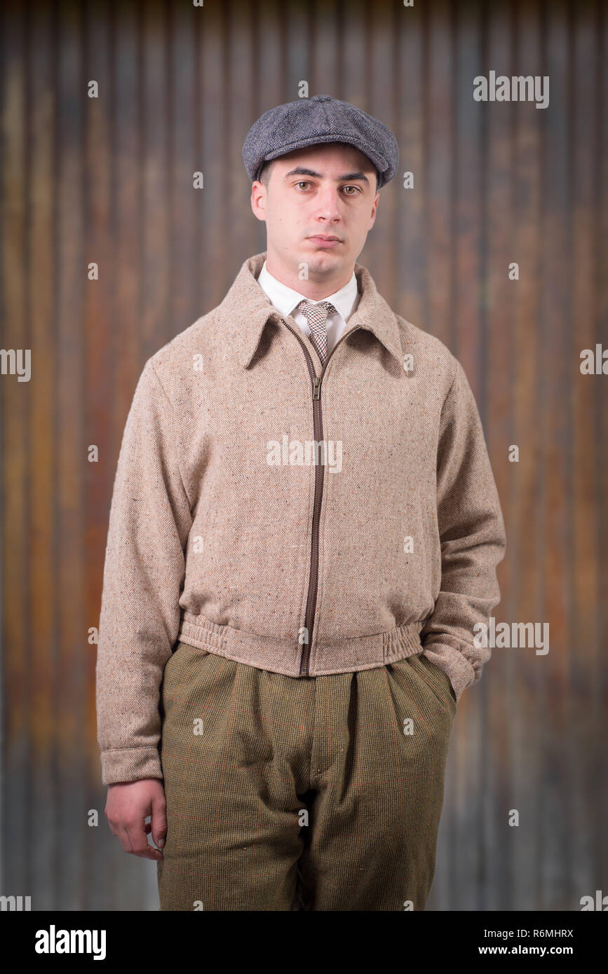 1940 man fashion hi res stock photography and images Page 3 Alamy