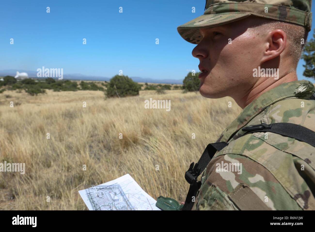 Us army land navigation desert hires stock photography and images Alamy