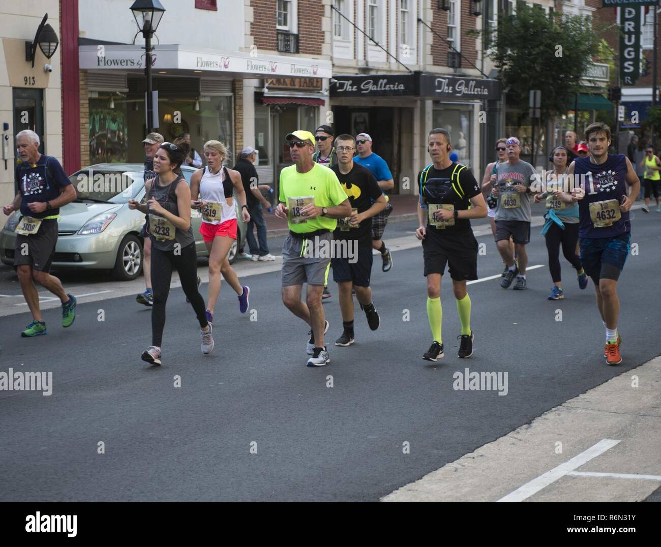 Participants of the 10th Annual Marine Corps Historic Half (MCHH) head