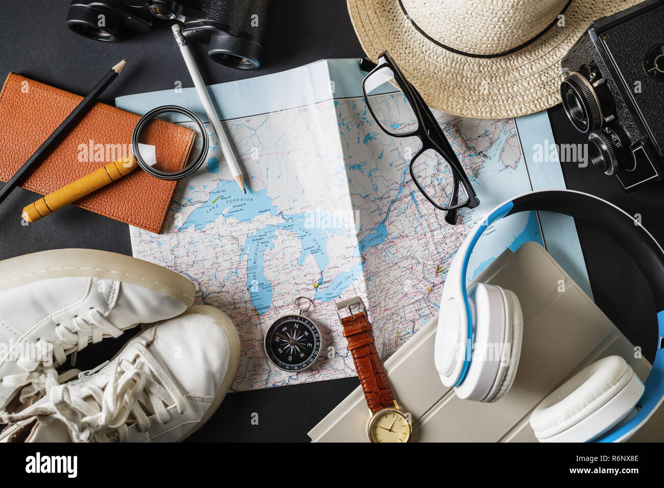 Preparing travel tablet map hi-res stock photography and images - Alamy