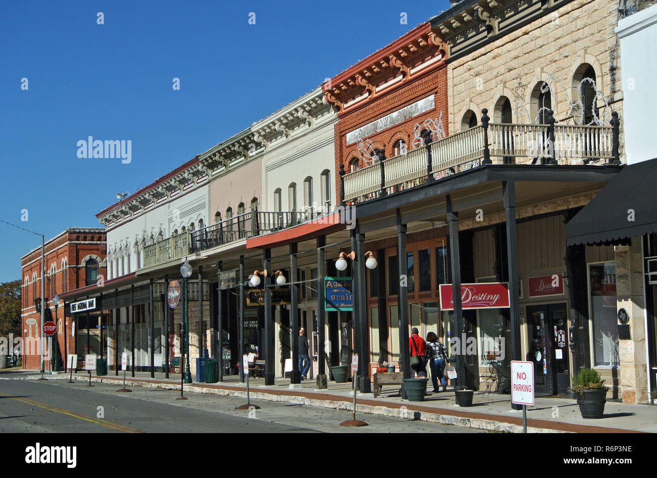 town square grandbury texas Stock Photo Alamy