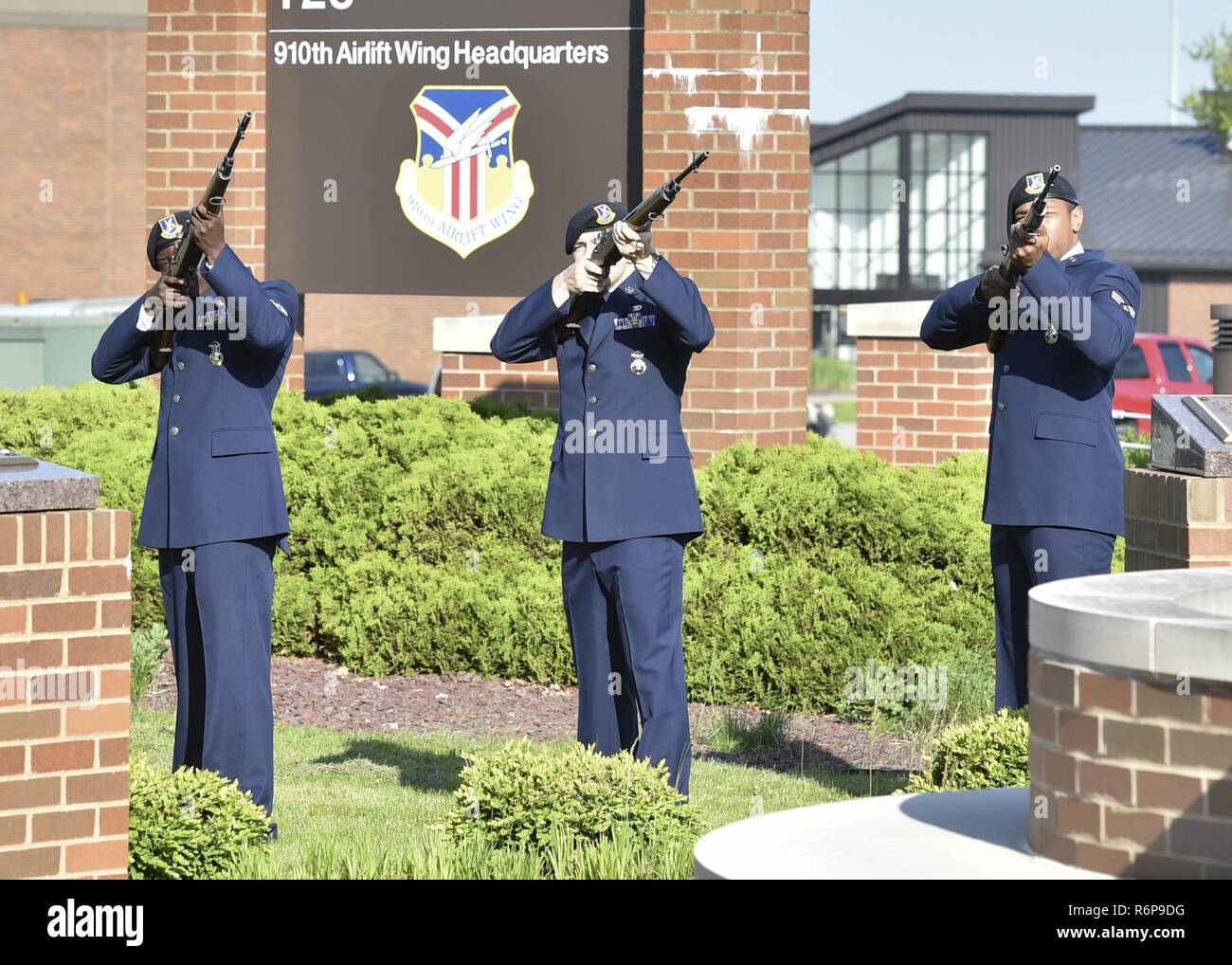 Staff Sgt. Anthony Brown, Senior Airman James Read and Senior Airman ...