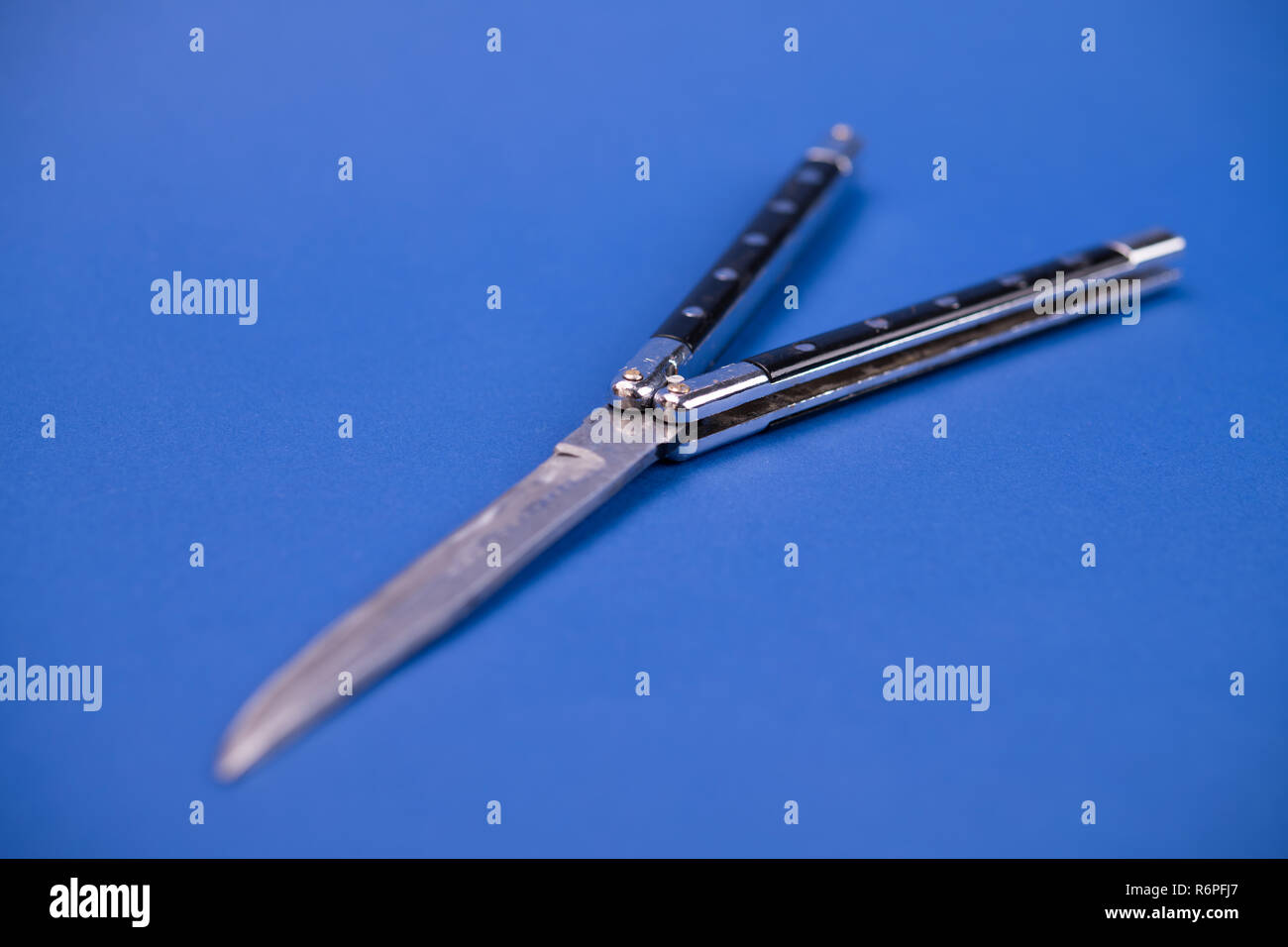Stiletto Knife High Resolution Stock Photography And Images Alamy